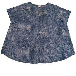 LuLaRoe Figure Flattering Blue & White Short Sleeve Button Down Blouse S…